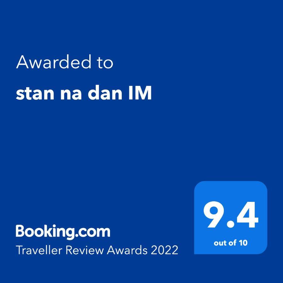 Stan Na Dan Im Apartamento Užice Exterior foto