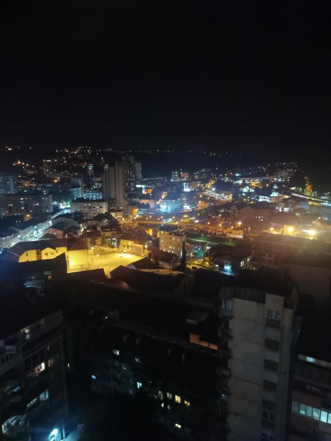 Stan Na Dan Im Apartamento Užice Exterior foto