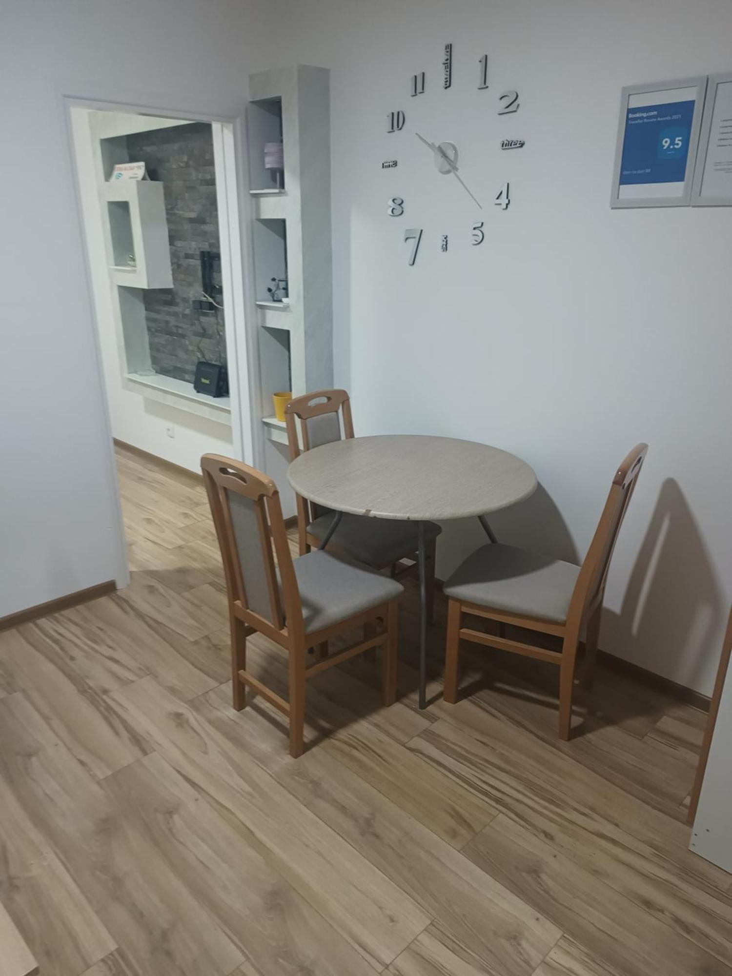 Stan Na Dan Im Apartamento Užice Quarto foto