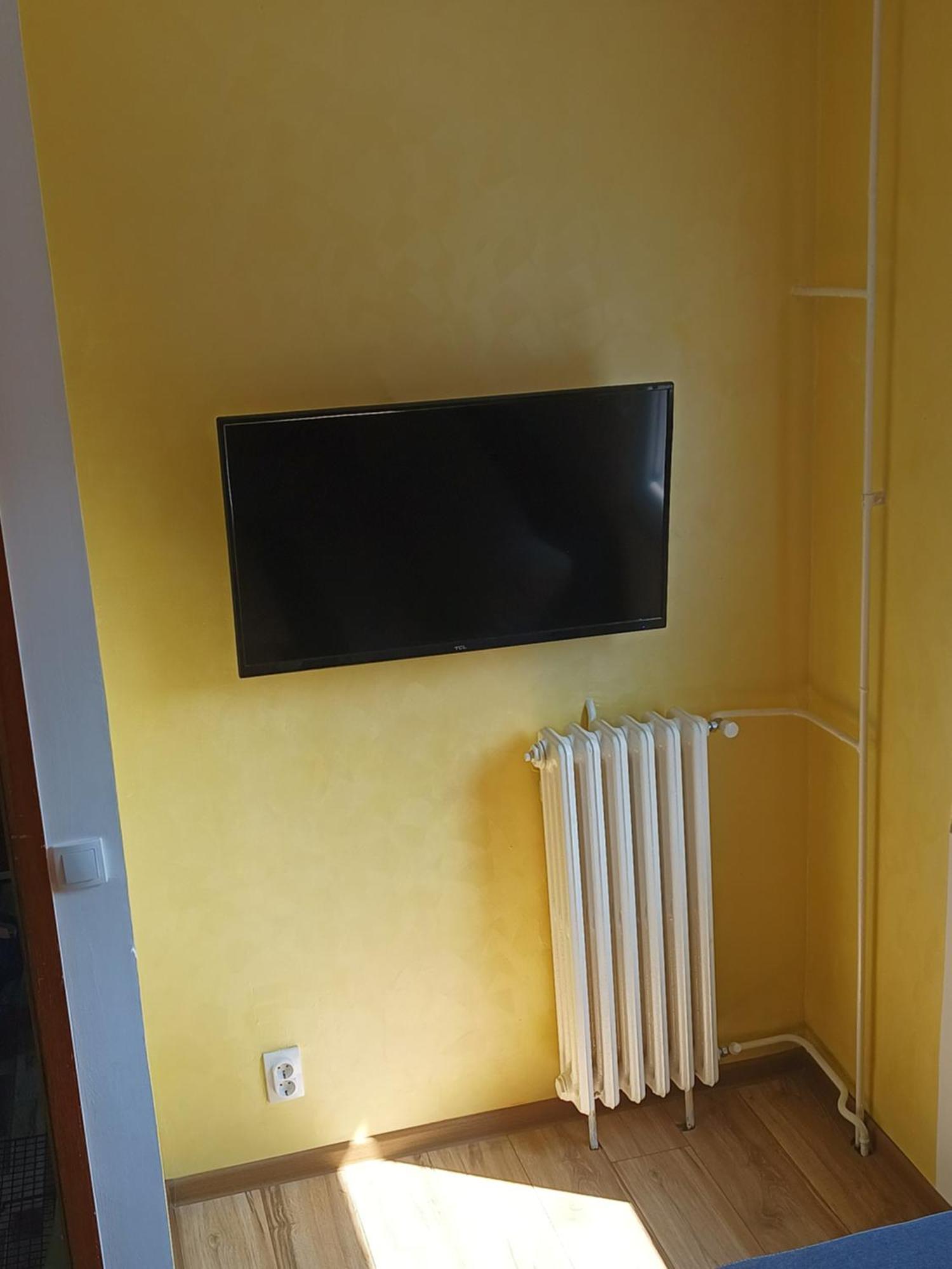Stan Na Dan Im Apartamento Užice Exterior foto