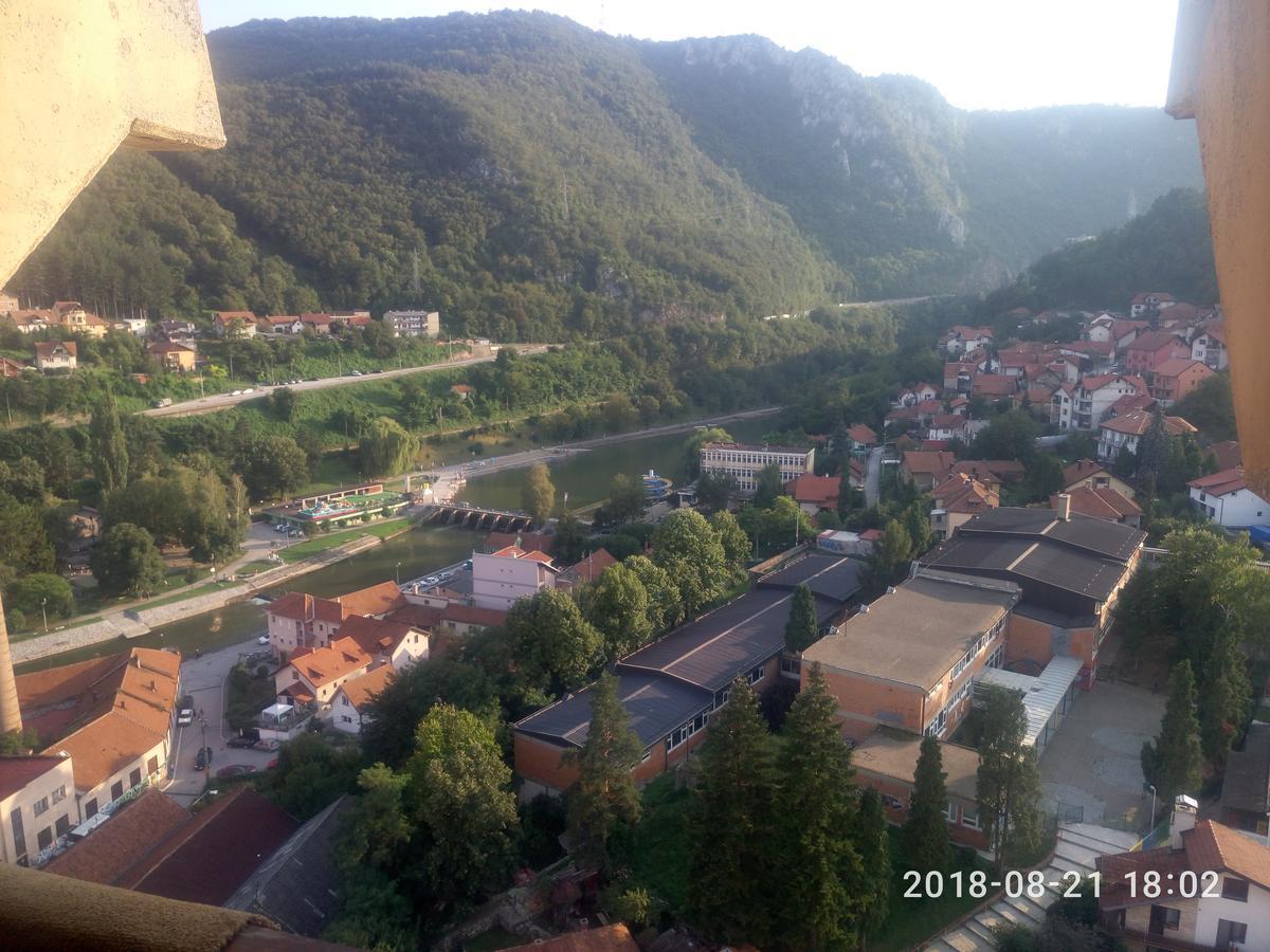 Stan Na Dan Im Apartamento Užice Exterior foto