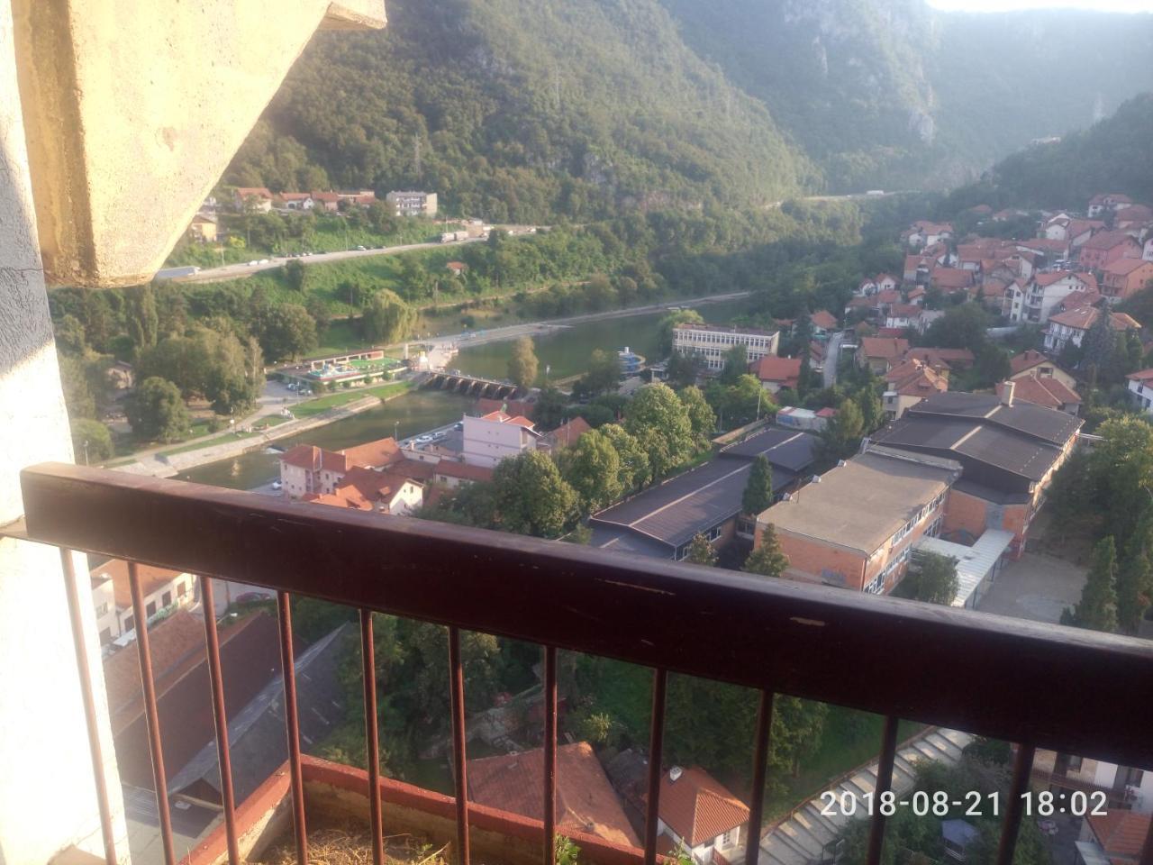 Stan Na Dan Im Apartamento Užice Exterior foto