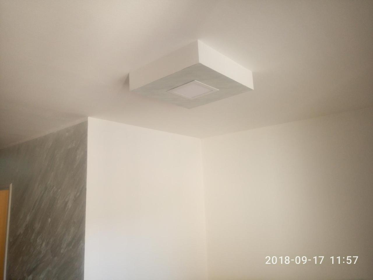 Stan Na Dan Im Apartamento Užice Exterior foto